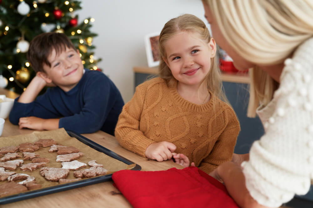 Christmas Games for Kids Every Party Needs